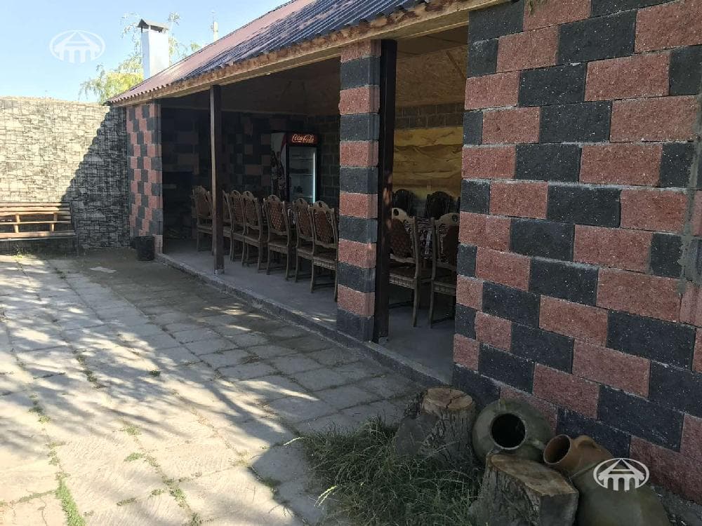 Այլ · 130 մ² · Արզնի