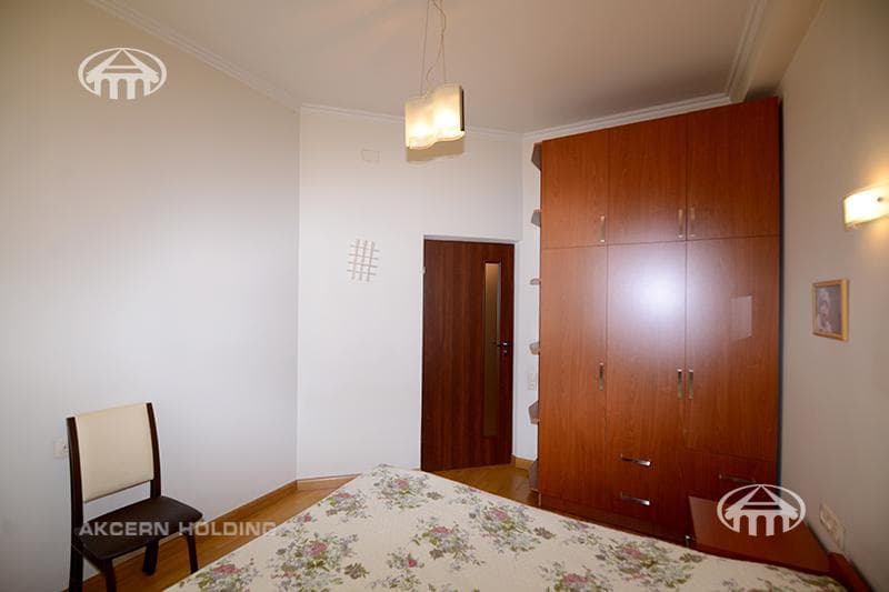Квартира · 2 комн. · 63 м² · Кентрон