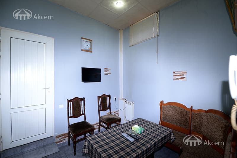 Hotel · 218 m² · Arabkir