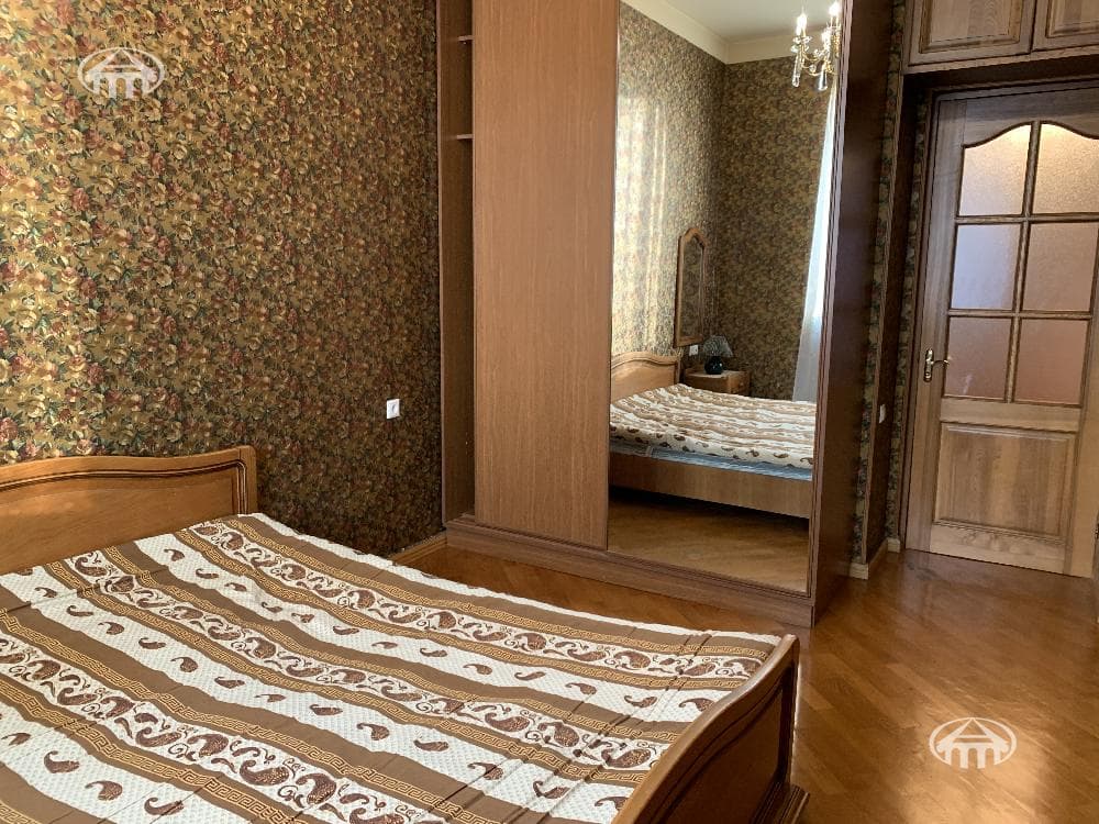 Квартира · 3 комн. · 80 м² · Кентрон