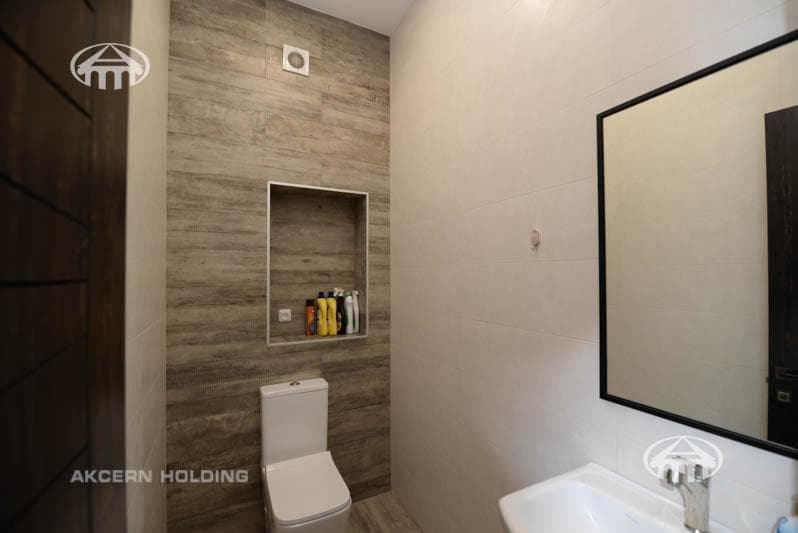 Особняк · 5 комн. · 380 м² · Аван