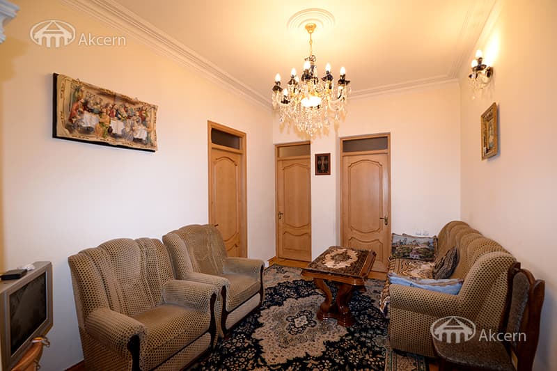 Mansion · 5 rooms · 608 m² · Malatia-Sebastia
