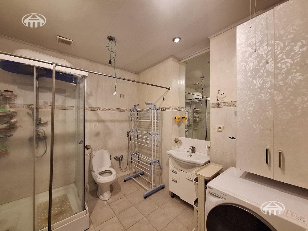Apartment · 3 rooms · 133 m² · Arabkir