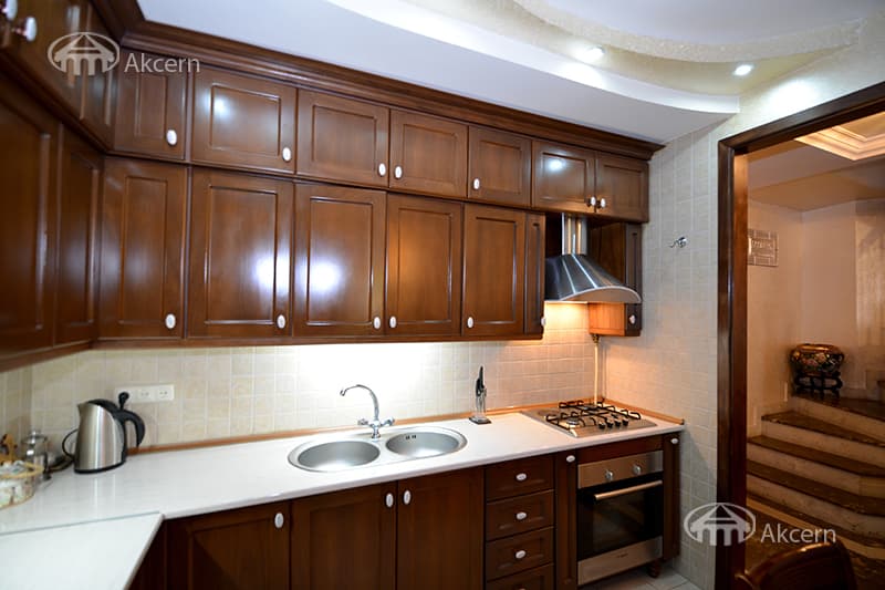 Квартира · 4 комн. · 173 м² · Кентрон