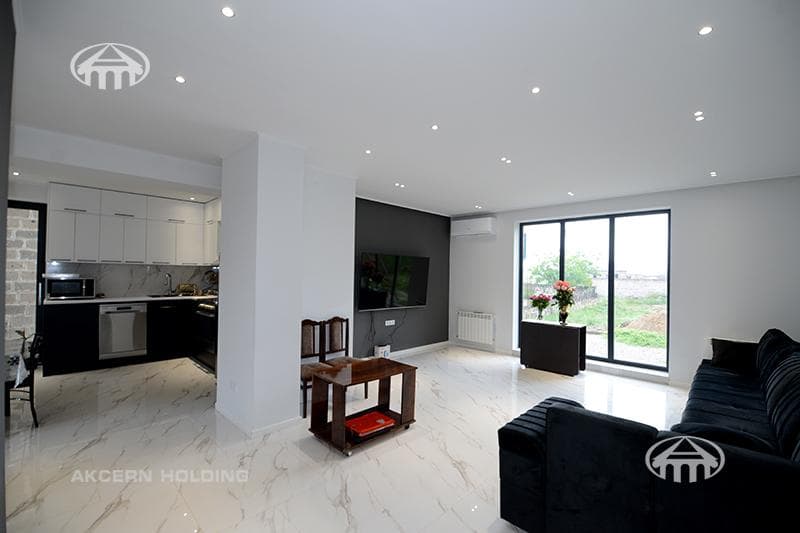 Mansion · 7 rooms · 228 m² · Zovuni