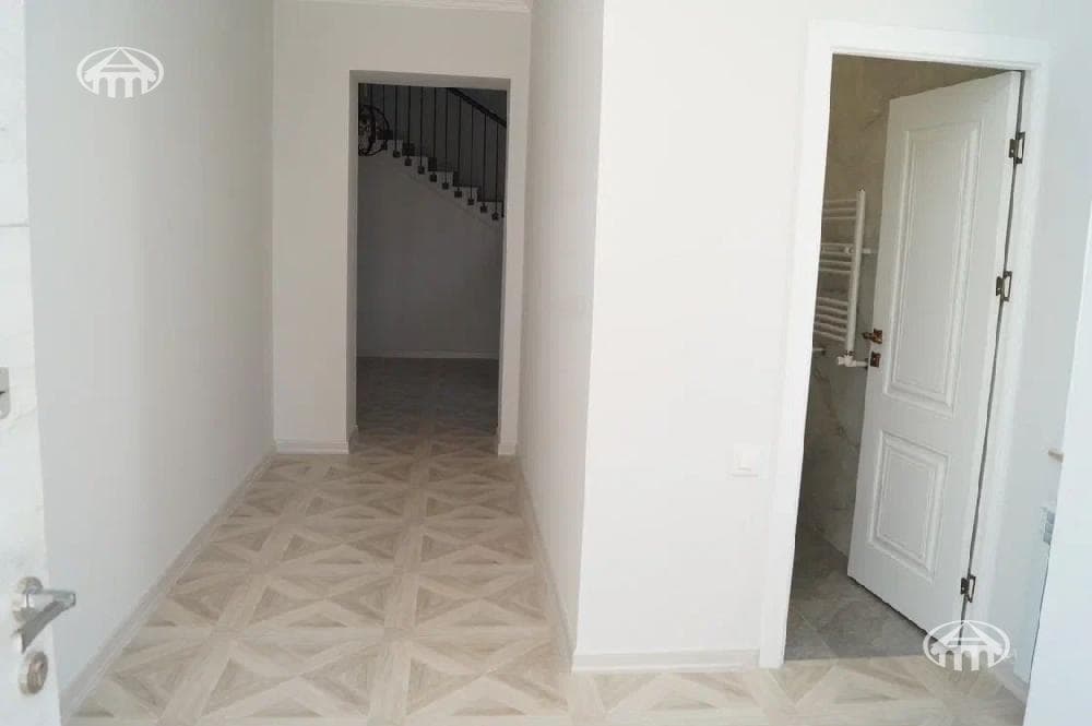 Mansion · 4 rooms · 239 m² · Djrvej