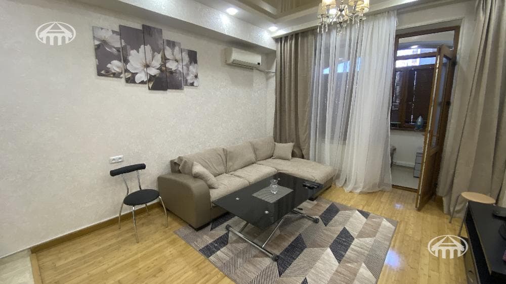 Квартира · 2 комн. · 48 м² · Кентрон