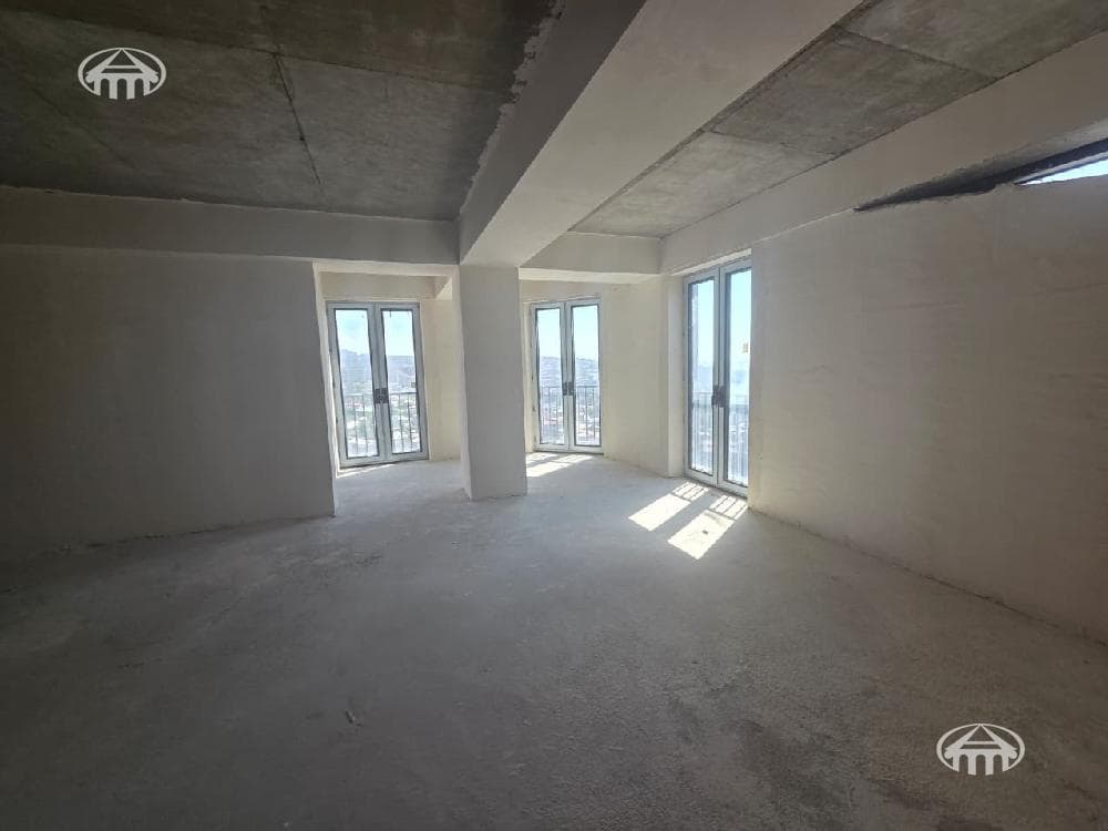 Apartment · 7 rooms · 334 m² · Arabkir — photo 11 / 15