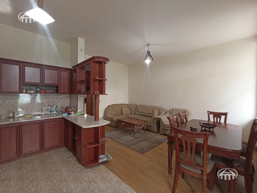 Квартира · 3 комн. · 73 м² · Кентрон