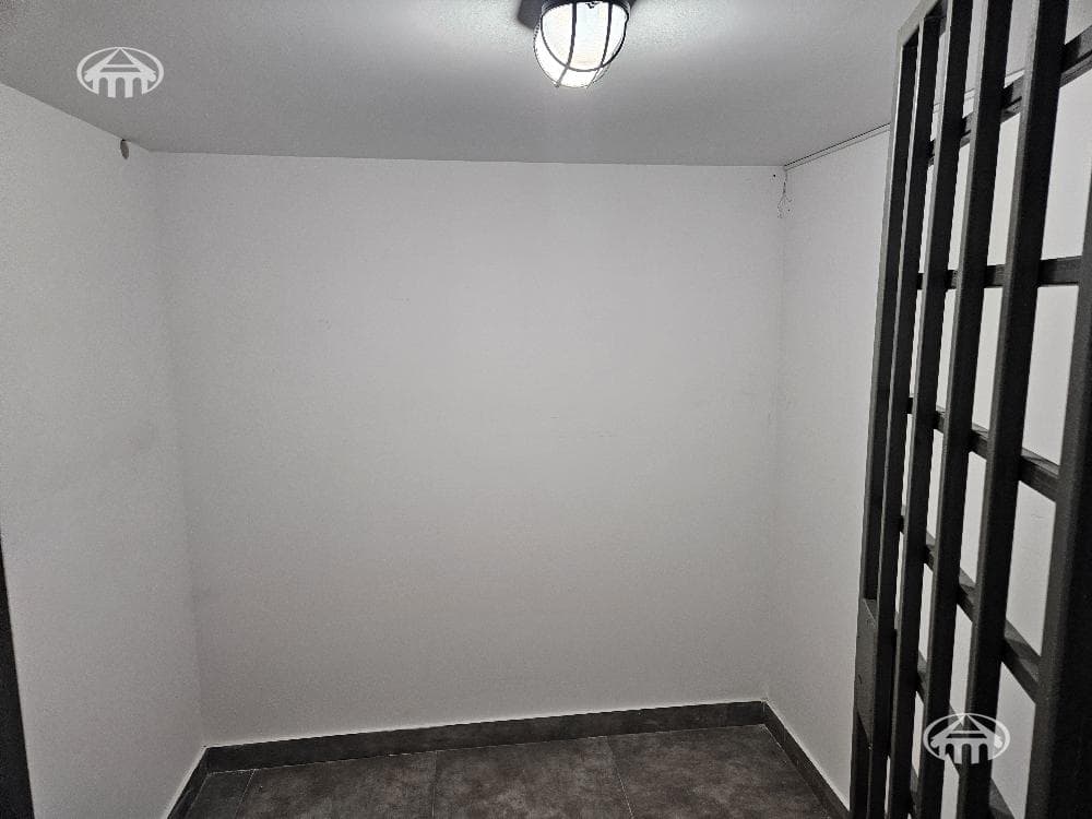 Retail · 210 m² · Nor Nork