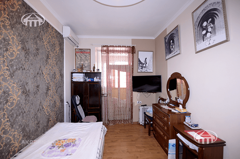 Квартира · 5 комн. · 164 м² · Кентрон