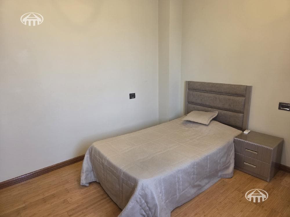 Особняк · 5 комн. · 280 м² · Аджапняк