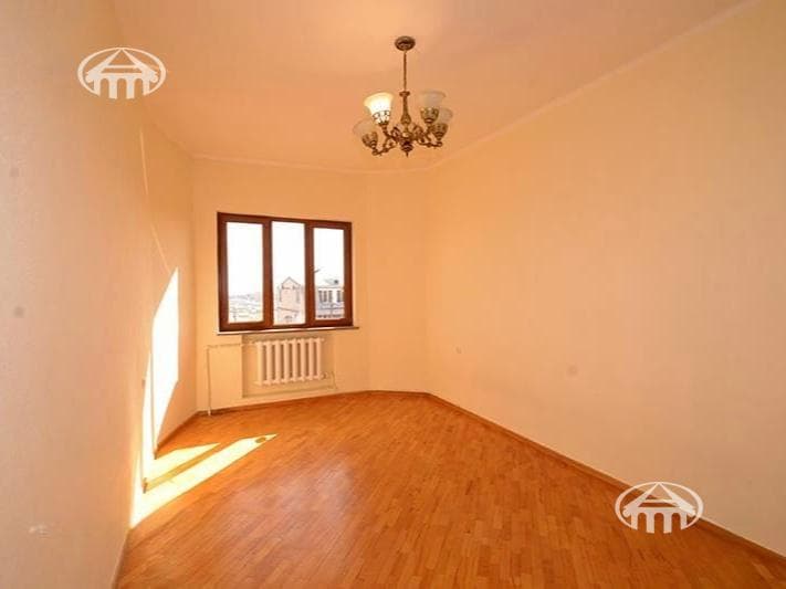 Առանձնատուն · 7 սեն. · 540 մ² · Աջափնյակ