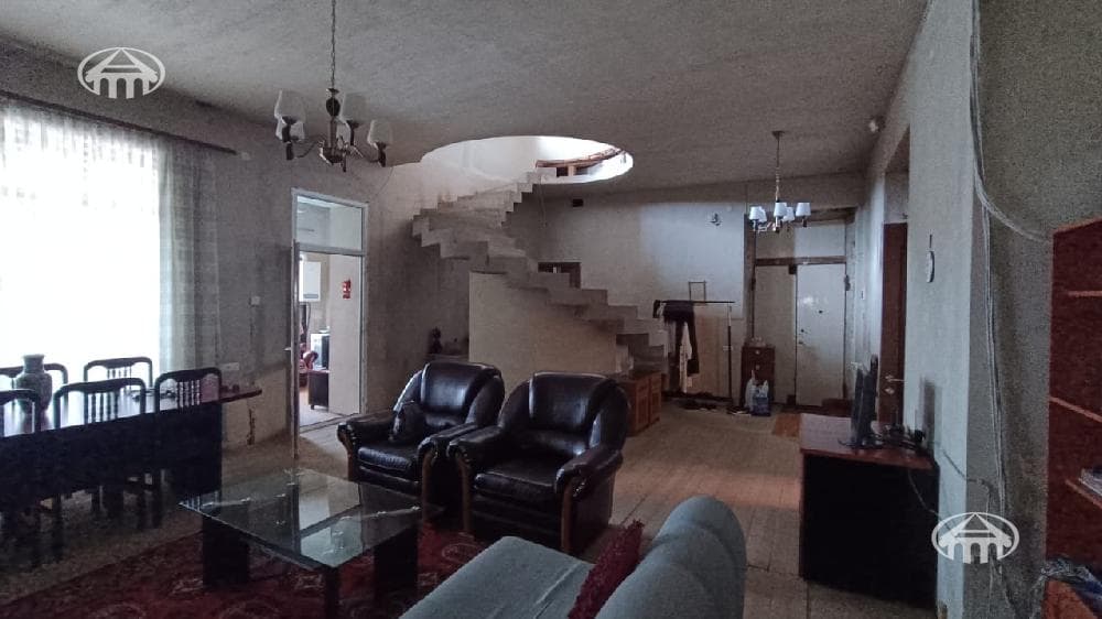 Квартира · 5 комн. · 227 м² · Гюмри