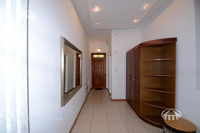 Особняк · 6 комн. · 817 м² · Арабкир