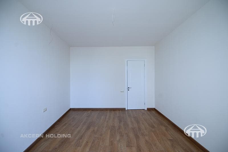 House · 5 rooms · 394 m² · Arabkir
