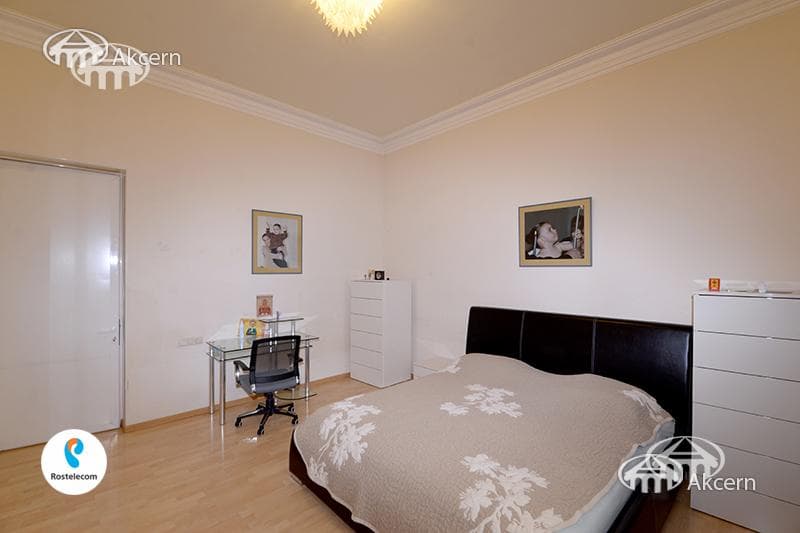 Квартира · 4 комн. · 179 м² · Арабкир