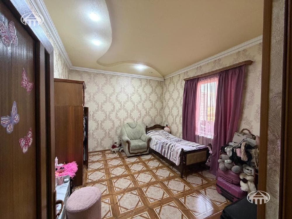 Особняк · 5 комн. · 250 м² · Масис