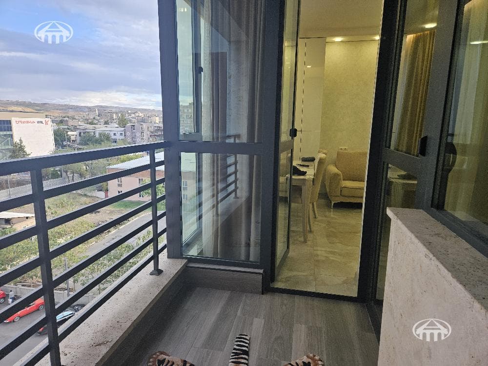 Apartment · 2 rooms · 70 m² · Erebuni