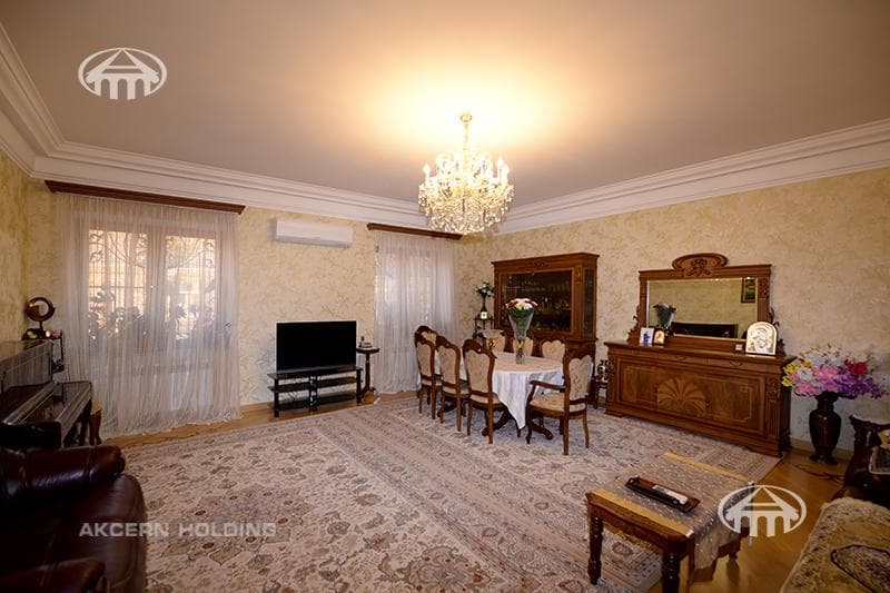 Առանձնատուն · 5 սեն. · 372 մ² · գ․ Առինջ