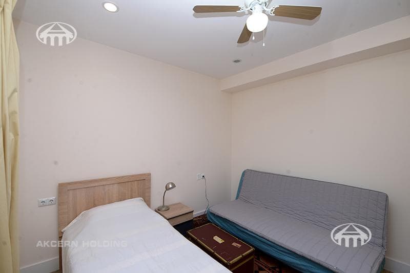 Mansion · 4 rooms · 244 m² · Saghmosavan