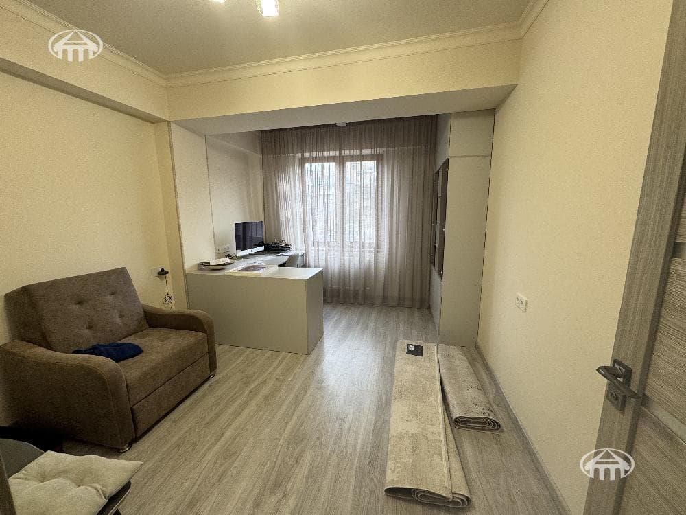 Квартира · 3 комн. · 107 м² · Канакер-Зейтун