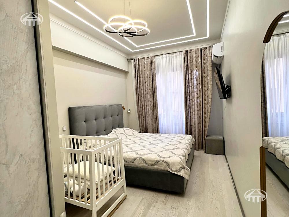 Квартира · 3 комн. · 119 м² · Кентрон