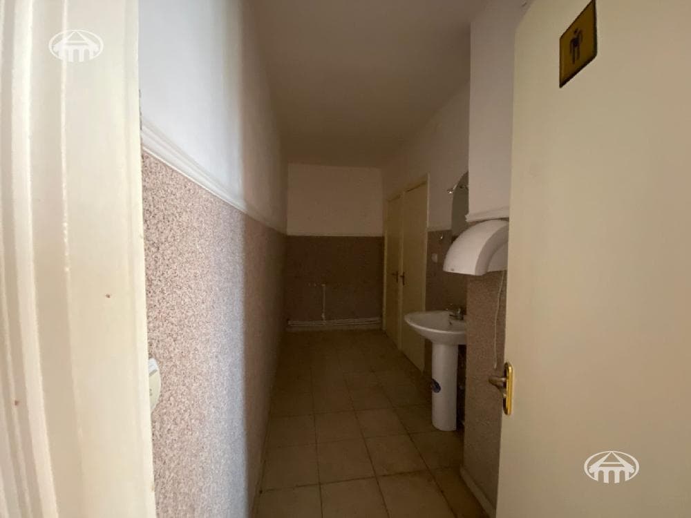 Hotel · 875 m² · Karchaghbyur
