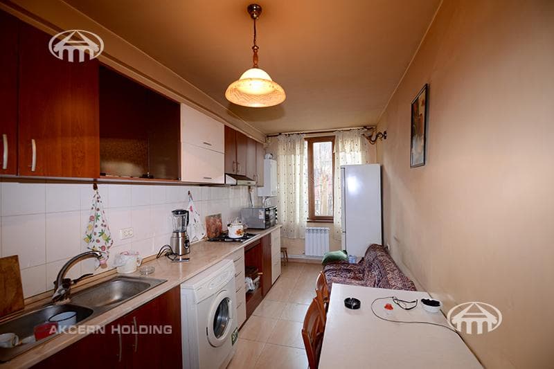 Квартира · 2 комн. · 76 м² · Арабкир