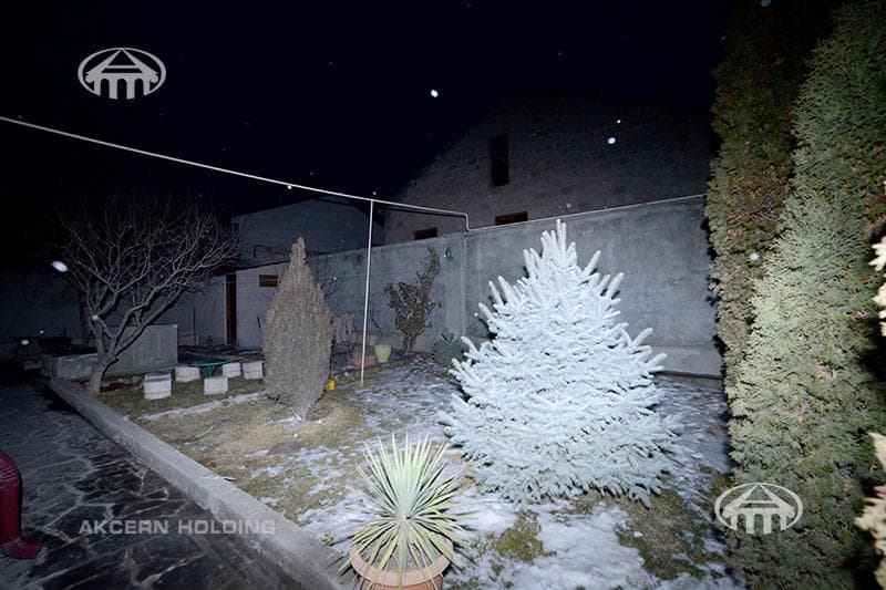 Mansion · 5 rooms · 230 m² · Ajapnyak