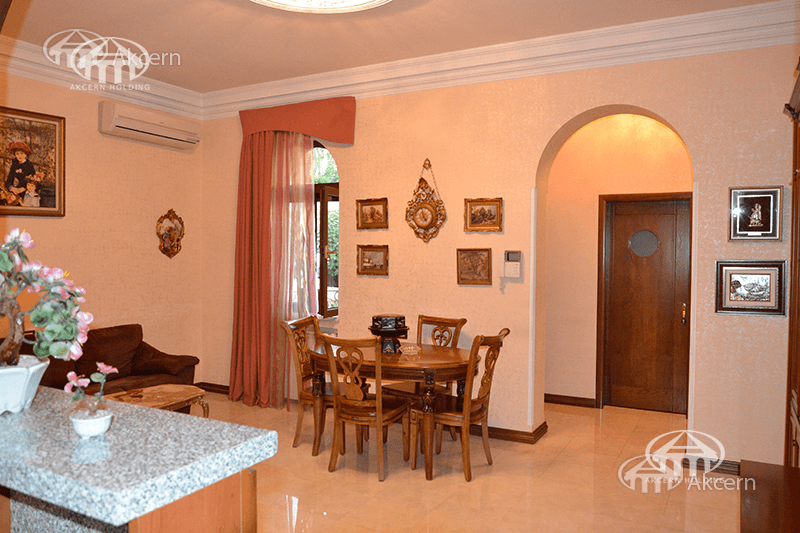 Mansion · 5 rooms · 379 m² · Arabkir