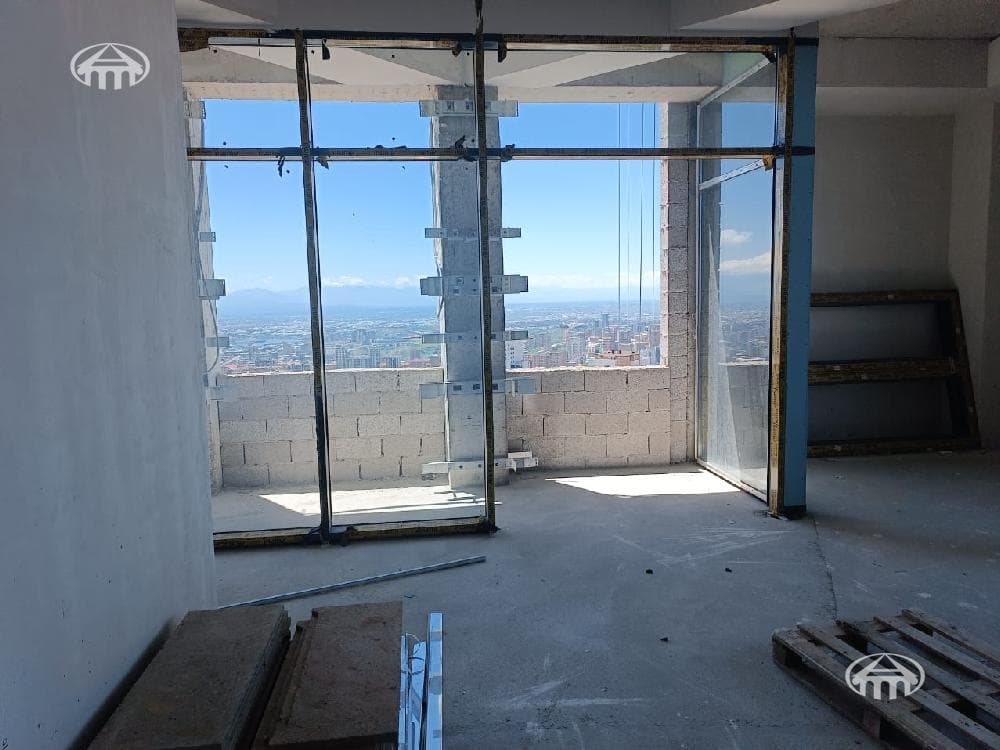 Office · 304 m² · Arabkir