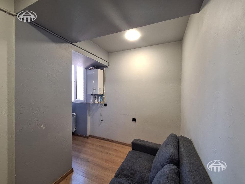 Квартира · 3 комн. · 65 м² · Кентрон