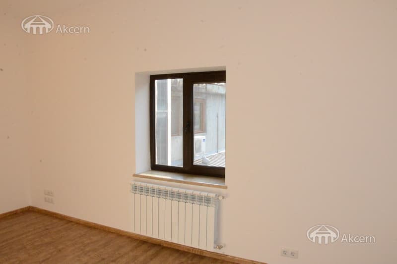 Բնակարան · 4 սեն. · 187 մ² · Կենտրոն