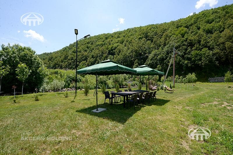 Land · 14,290 m² · v. Artavaz