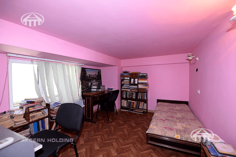 Квартира · 5 комн. · 164 м² · Кентрон
