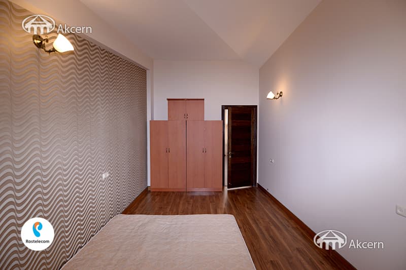 Дом · 7 комн. · 418 м² · Арабкир