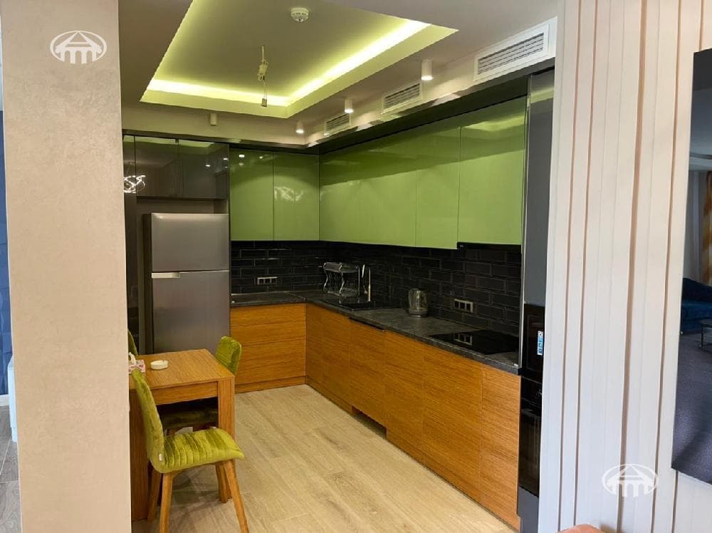 Apartment · 2 rooms · 85 m² · Kentron