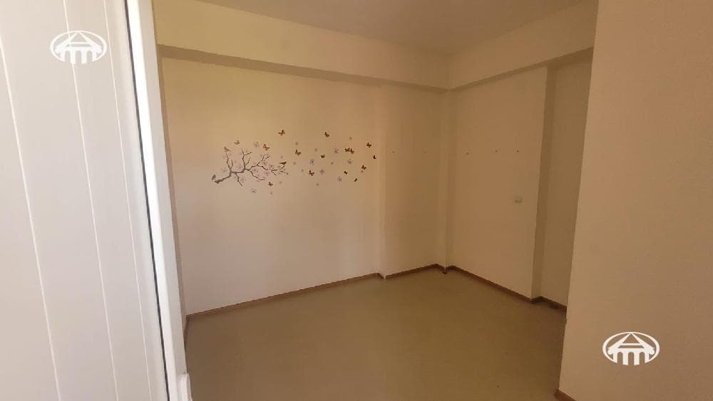 Գրասենյակ · 876 մ² · Գյումրի