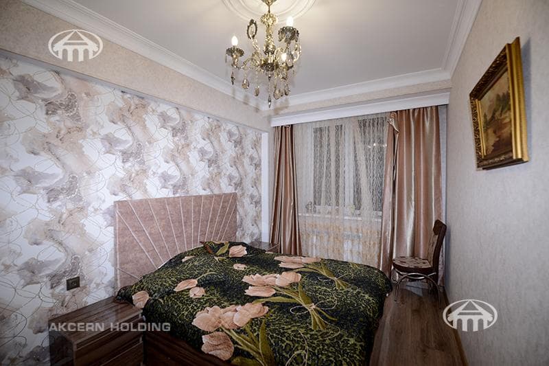 Բնակարան · 3 սեն. · 86 մ² · Կենտրոն