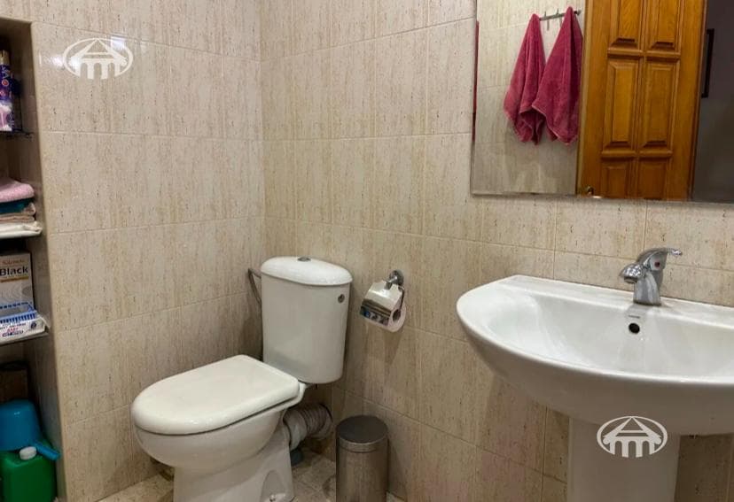 Apartment · 3 rooms · 71 m² · Kentron