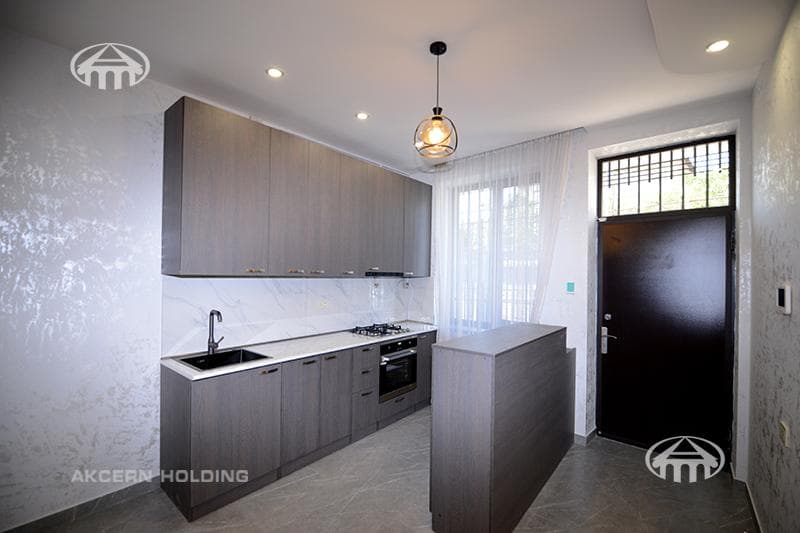 House · 4 rooms · 89 m² · Kanaker-Zeytun