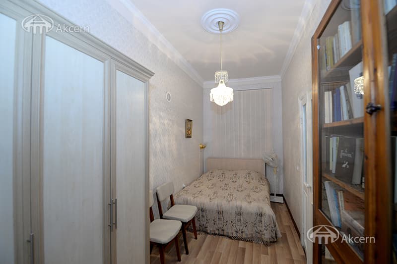 Apartment · 2 rooms · 46 m² · Kentron