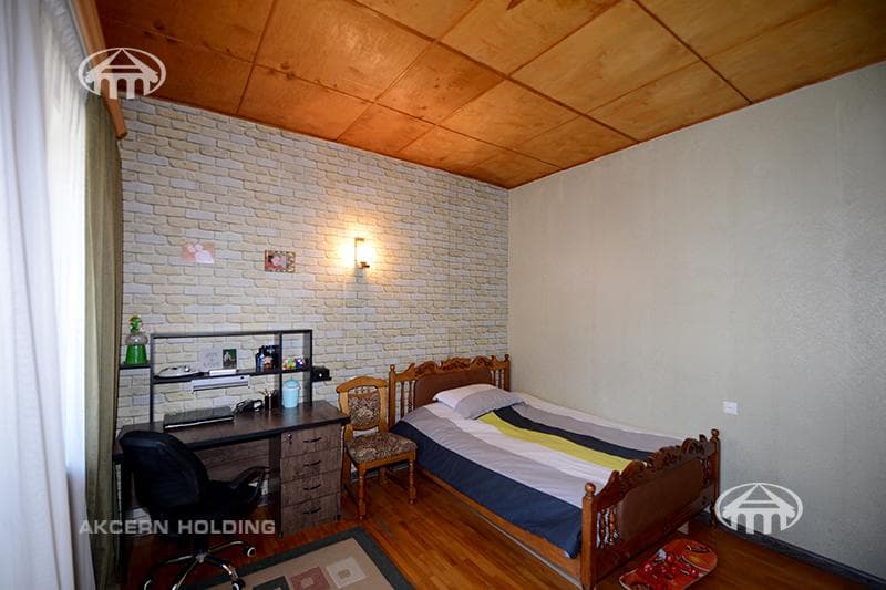 House · 4 rooms · 119 m² · Arabkir