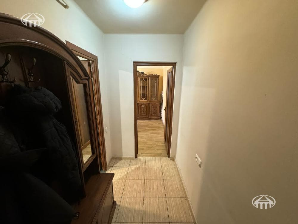 Apartment · 1 rooms · 40 m² · Kentron