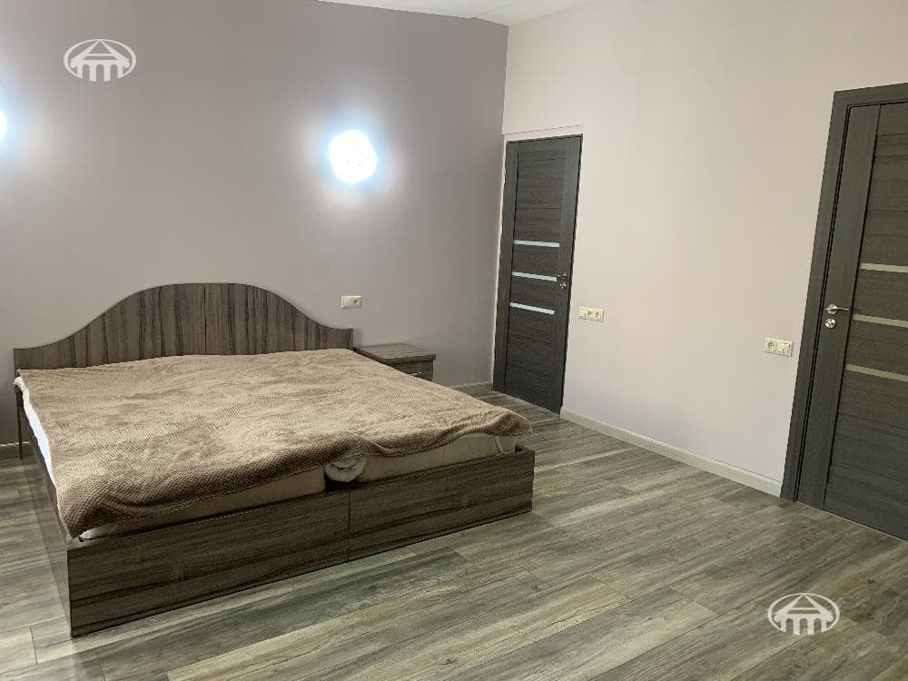 Квартира · 3 комн. · 120 м² · Арабкир