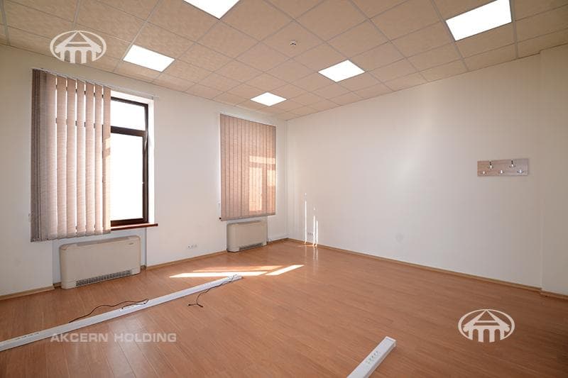 Офис · 274 м² · Канакер-Зейтун