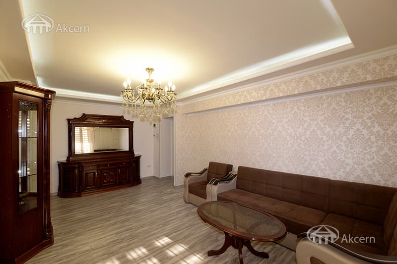 Квартира · 3 комн. · 70 м² · Кентрон