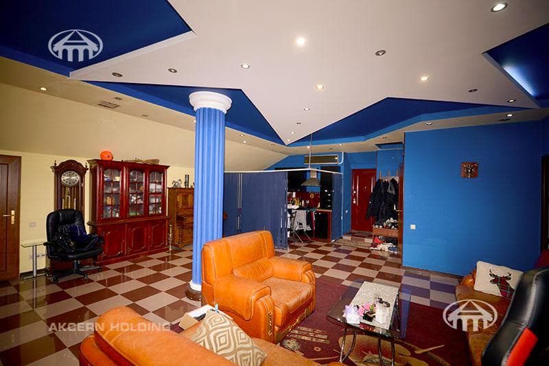Квартира · 7 комн. · 223 м² · Кентрон