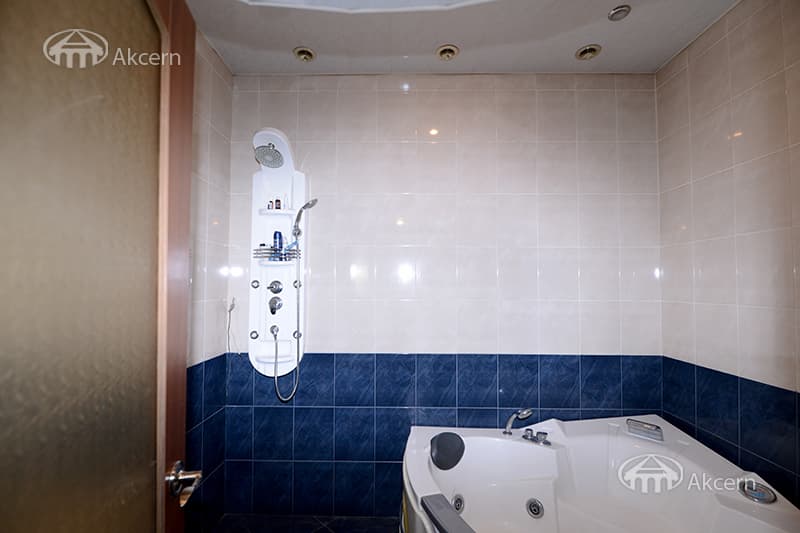 Квартира · 6 комн. · 254 м² · Кентрон